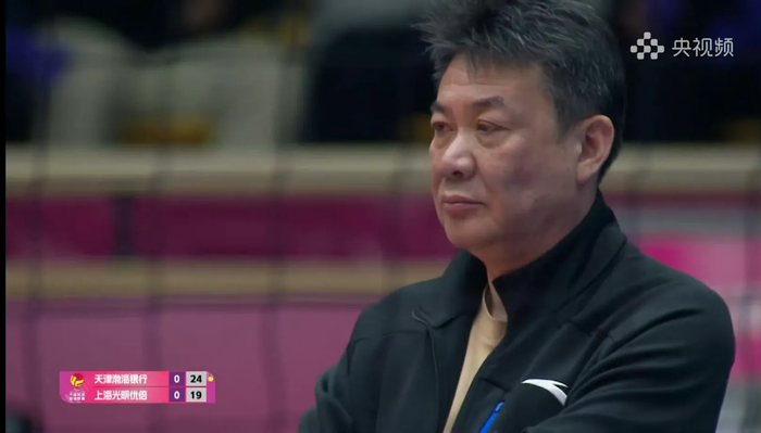 游戏下载-上海一队摆烂但青年队闪光！蔡斌只会一套阵容，不如张磊灵活用人|女排|上海女排|仲慧|执教|郎平_新浪体育_新浪新闻