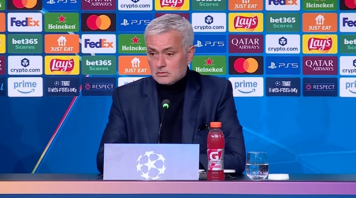 开云电竞平台-穆帅：我们没有能进球上双的前锋，尽管输球仍为球员的表现而骄傲