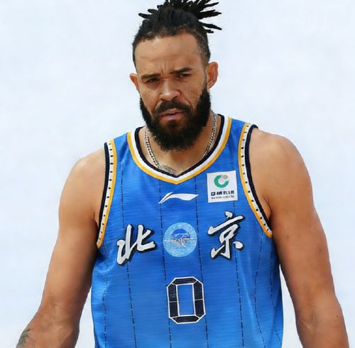 电竞-CBA官宣：北京男篮完成NBA3冠中锋麦基注册 有望战四川首秀