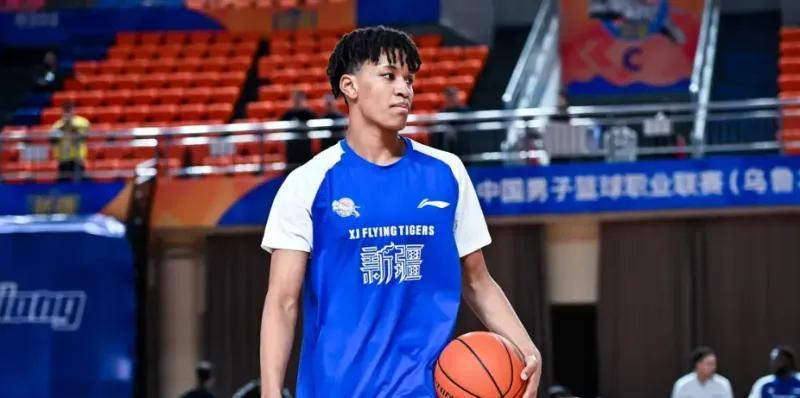 开云电竞官网入口-格兰建队真有一套！四小将被挖掘各显神通，防守体系也搭建完毕